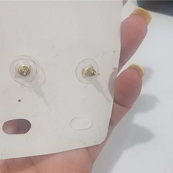 Lisi Lerch Red and Gold Bow Earrings NWT - Picture 3 of 3